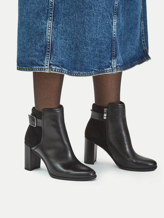Clarks Ботильйони Clarks Freva 85 Buckle 26174749 Чорний