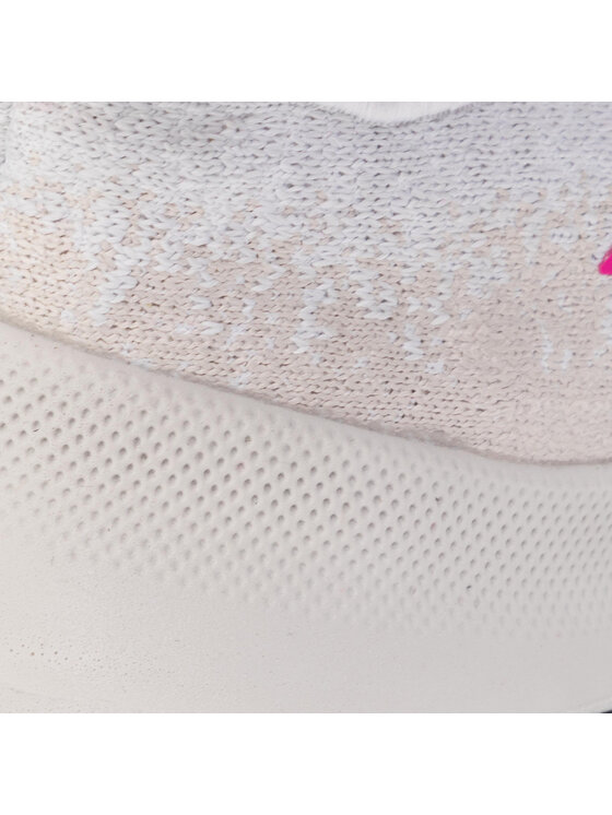 adidas Взуття для бігу adidas SenseBOUNCE + W G27237 Білий