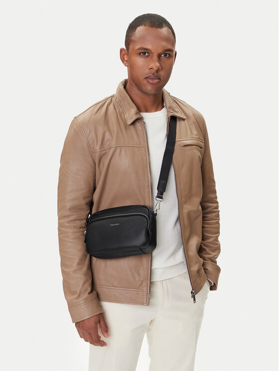 Calvin Klein Brašna Calvin Klein Raised Camera Bag LV04D3159G Černá