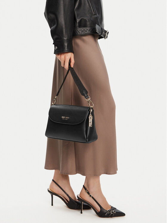Nine West Сумка Nine West CEO-East-Village-Essential-LX9962 Чорний