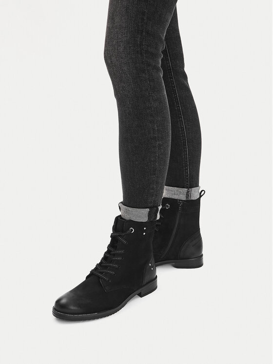 Lasocki Šnurovacia obuv Lasocki CEO-WI23-DALIA3-26 Čierna