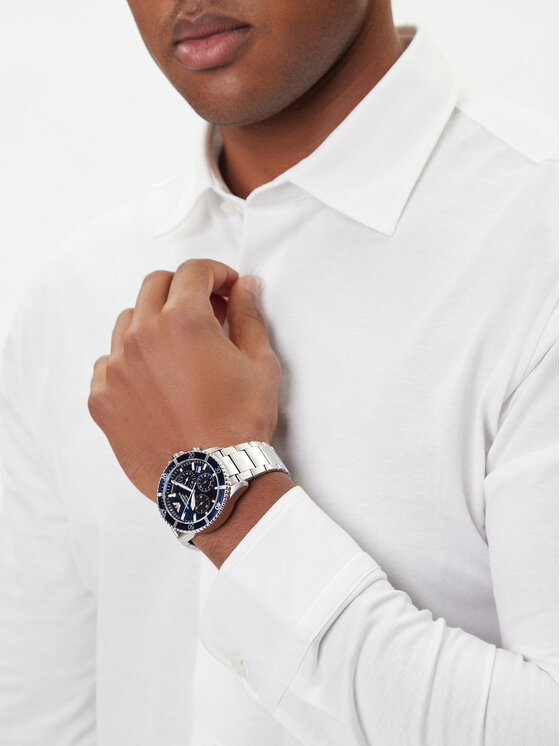 Emporio Armani Reloj Emporio Armani World Explorer AR11681 Plata