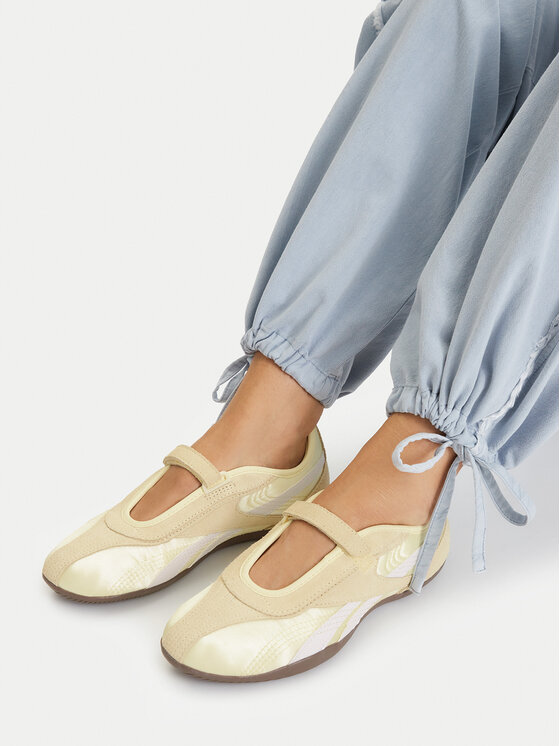 Reebok Baleríny Reebok CEOSS-ULTRA LO MARY JANE 100271637 Svetlo žltá