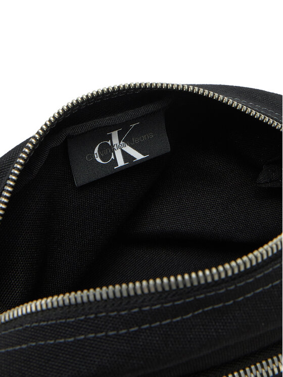 Calvin Klein Jeans Geantă crossover Calvin Klein Jeans Workwear Camera Bag Frnt Pocket LV04G3092G Negru