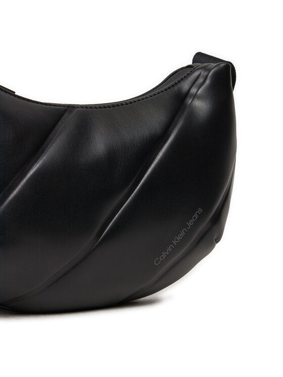 Calvin Klein Jeans Soma Calvin Klein Jeans Quilted Crescent Cb Bag24 K60K612370 Melns