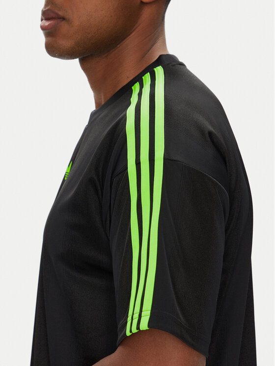 adidas adidas Marškinėliai adicolor Jacquard JW5878 Juoda Loose Fit