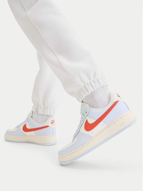 Nike Снікерcи Nike Wmns Air Force 1 '07 HV0843 085 Блакитний