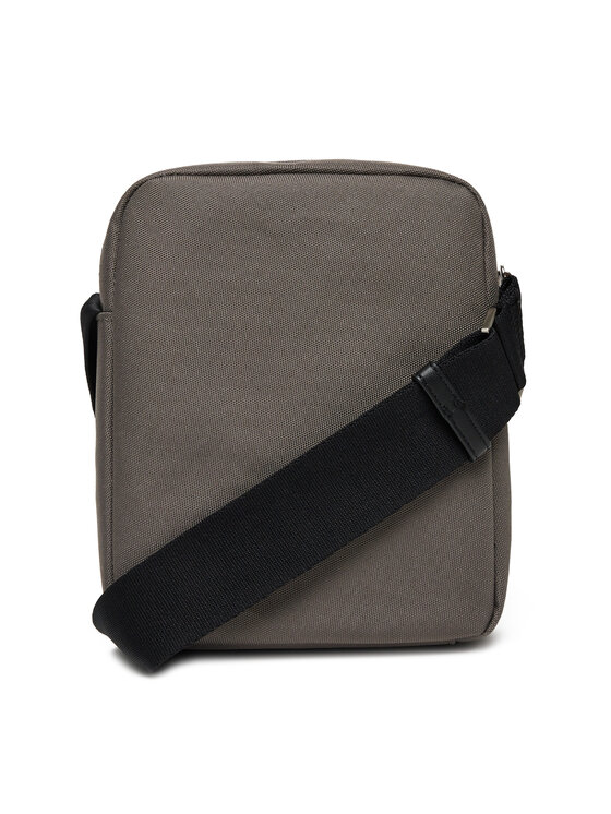 Calvin Klein Torbica za okrog pasu Calvin Klein Contrast Reporter LV04D3175G Siva