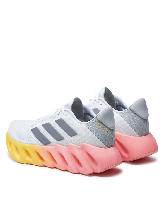 Маратонки за бягане adidas Switch Fwd 2 IF9187 Бял | Obuvki.bg