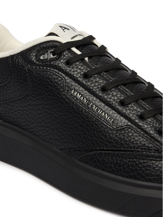Armani Exchange Снікерcи Armani Exchange XM002205 AF21444 UC001 Чорний