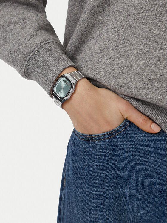 Casio Zegarek Casio Vintage AQ-240E-2AEF Srebrny