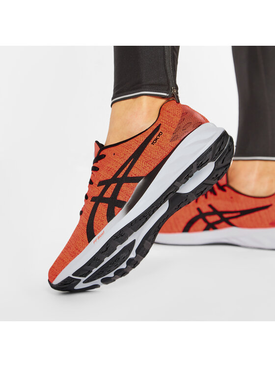 Asics Tekaški čevlji Asics Roadblast Tokyo 1011B071 Oranžna