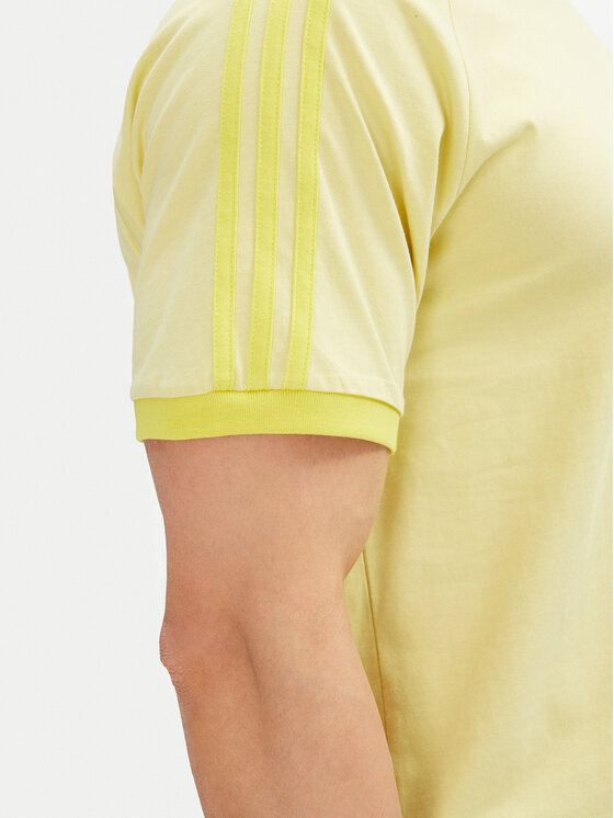 adidas adidas Футболка adicolor Classics 3-Stripes JN7021 Жовтий Slim Fit
