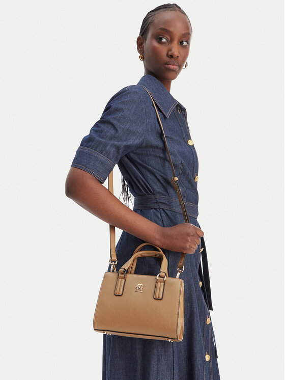 Tommy Hilfiger Kabelka Tommy Hilfiger Th Daily Mini Tote AW0AW18379 Hnedá