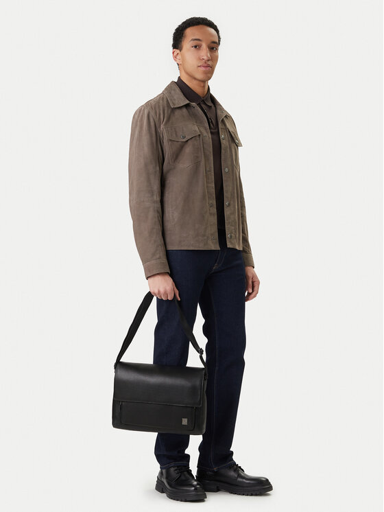 Calvin Klein Torbica za okrog pasu Calvin Klein Emblem Hw Flap Messenger LV04D3299G Črna