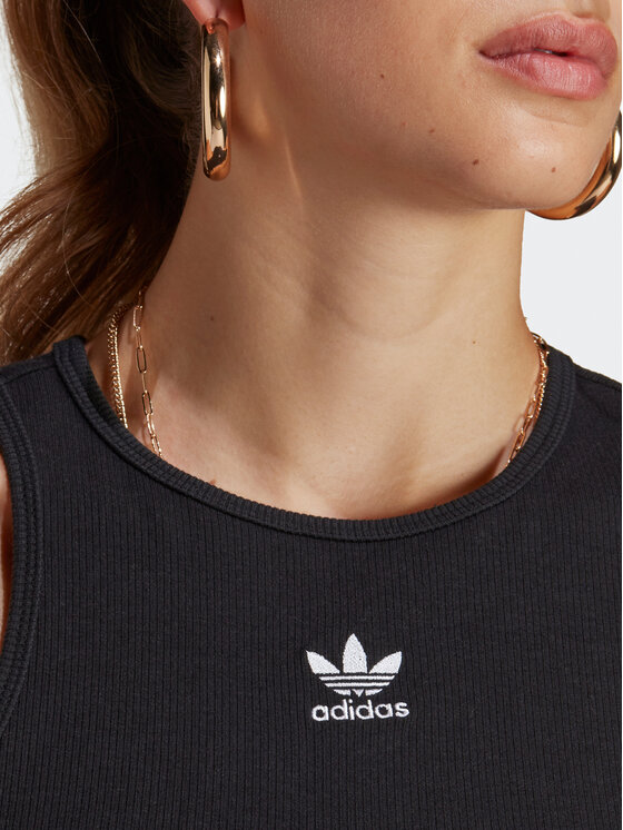 adidas adidas Топ adicolor Essentials IB9110 Чорний Slim Fit