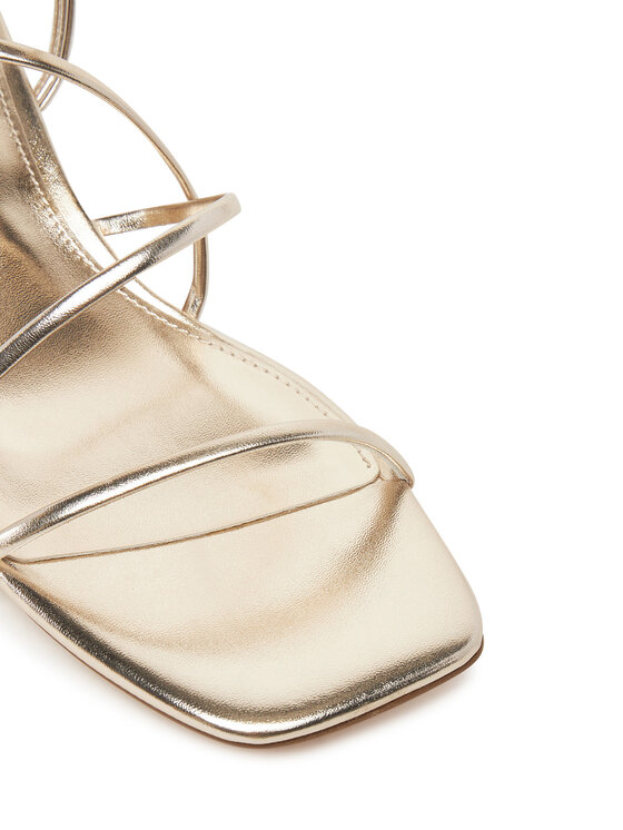 Steve Madden Sandále Steve Madden Remmi SM11003296 Zlatá