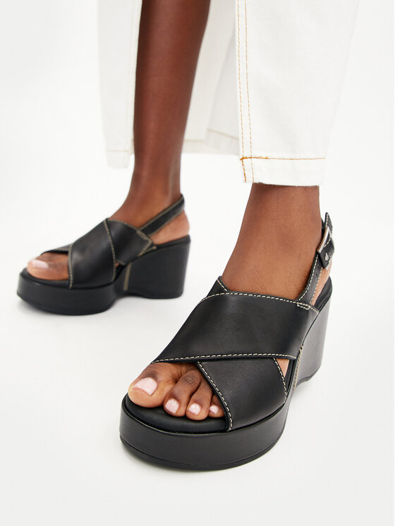 Clarks Босоніжки Clarks Manon Wish 26176299 Чорний