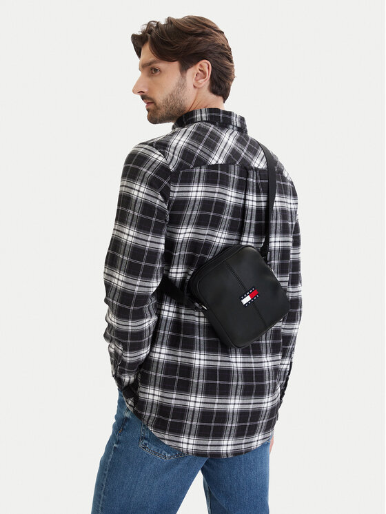 Tommy Jeans Saszetka Tommy Jeans Tjm Ess Daily Pu Reporter AM0AM14292 Czarny