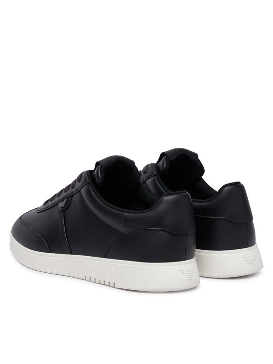 Emporio Armani Снікерcи Emporio Armani EM003062 AF20004 UC001 Чорний