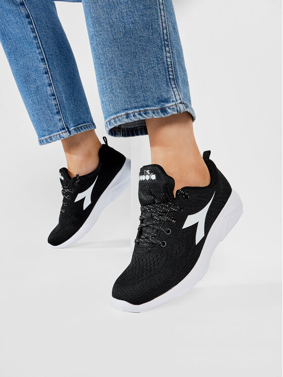 Diadora Bėgimo batai Diadora X Run Light 6 W 101.176886 01 C7406 Juoda