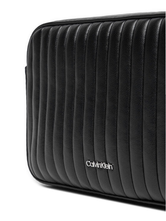 Calvin Klein Kabelka Calvin Klein Mini Line Quilt Camera Bag K60K613078 Černá