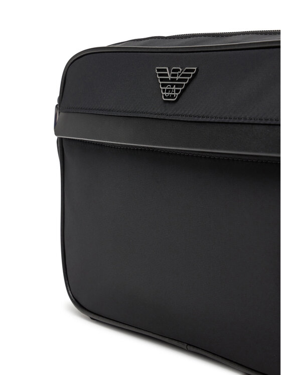 Emporio Armani Válltáska Emporio Armani EM001803 AF13454 UC001 Fekete