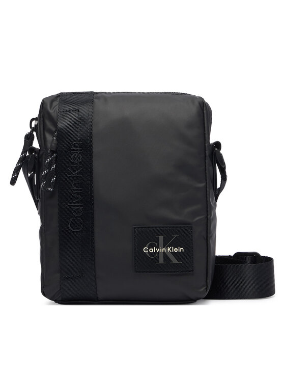 Calvin Klein Válltáska Calvin Klein Rubberized Reporter LV04D3480G Fekete