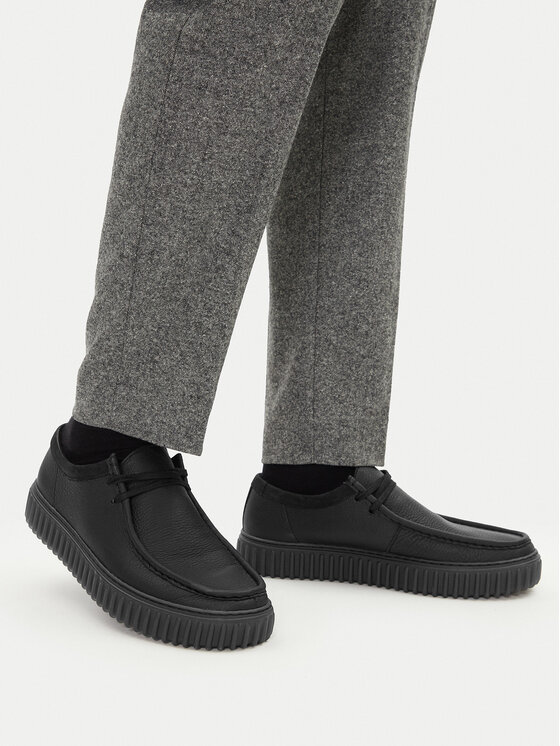 Clarks Туфлі Clarks Torhill Lo 26181385 Чорний