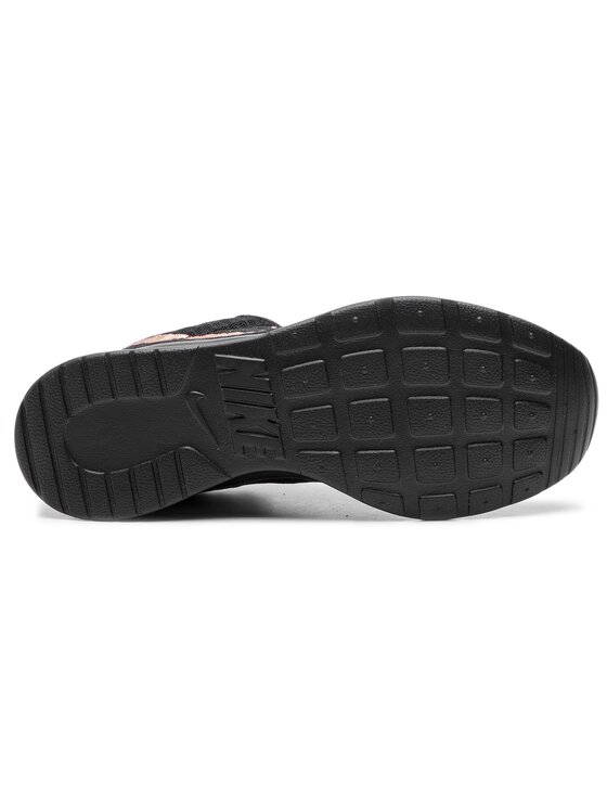 Nike Superge Nike Tanjun 812655 005 Črna