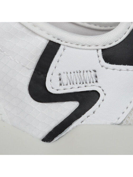 adidas Sneakersy adidas Nite Jogger J EE6482 Biały