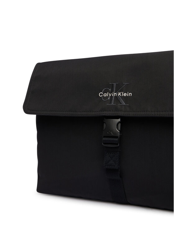 Calvin Klein Τσαντάκι Calvin Klein Bold Laptop Sleeve W/ Strap (Nyl LV04D1222G Μαύρο