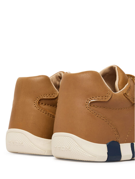 Geox Sneakersy Geox B Iupidoo Boy B5655B 000CL C6627 Brązowy