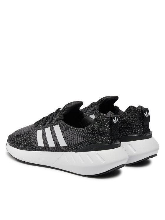 adidas Снікерcи adidas Swift Run 22 GZ3496 Сірий