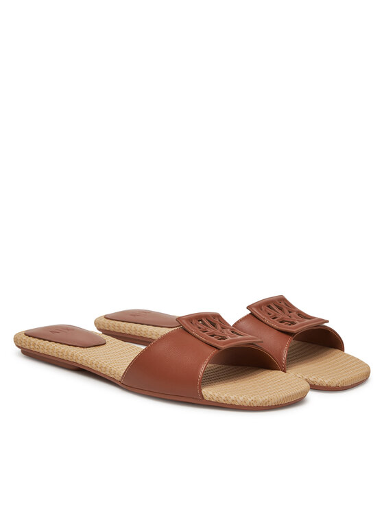 Armani Exchange Шльопанці Armani Exchange XDP055 XV921 01816 Коричневий