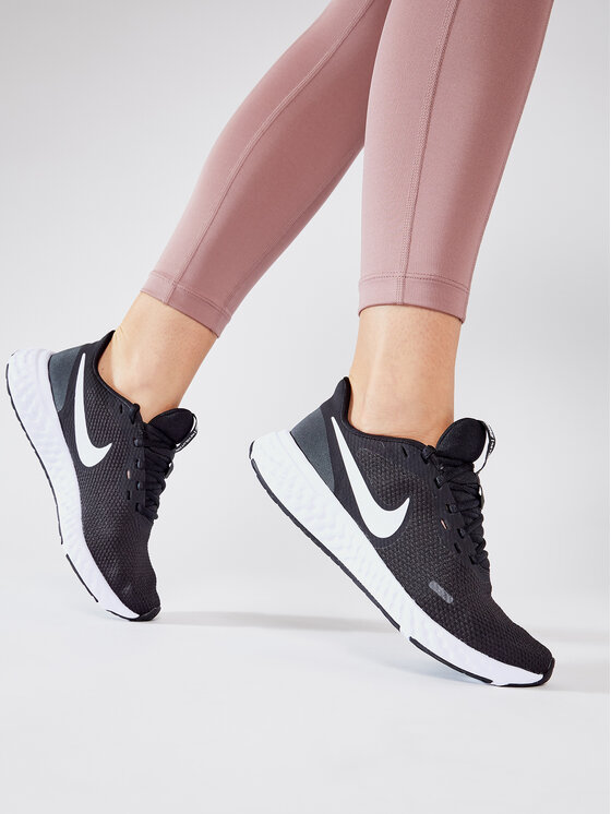 Nike Futócipő Nike Revolution 5 BQ3207 002 Fekete