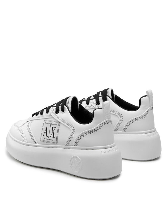 Armani Exchange Sneakersy Armani Exchange XDX077 XV411 00152 Bílá