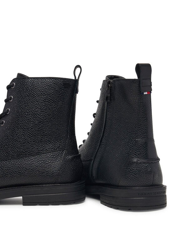 Tommy Hilfiger Schnürschuhe Tommy Hilfiger Cleated Hilifger Scotch Lth Boot FM0FM06081 Schwarz
