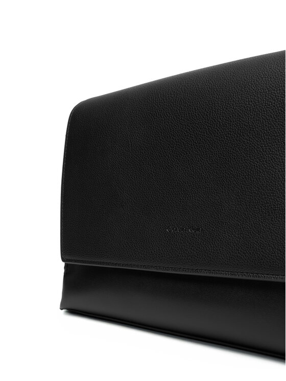 Calvin Klein Somiņa Calvin Klein Micro Pebble Messenger 27 LV04D3034G Melns