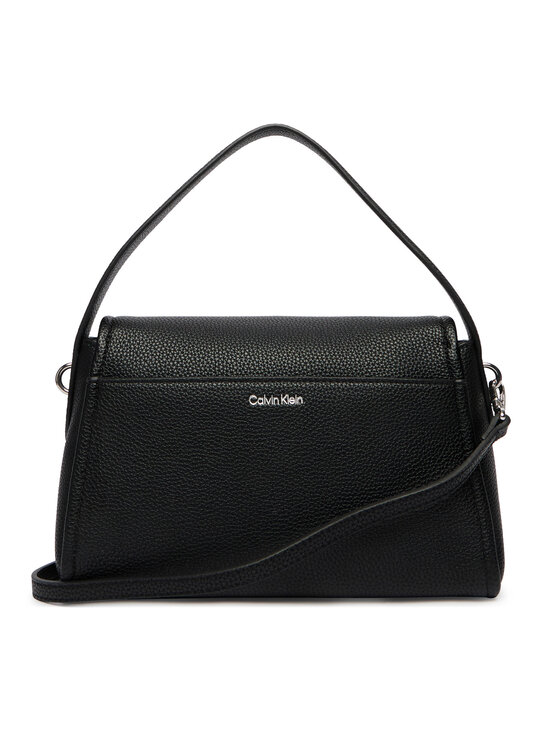 Calvin Klein Soma Calvin Klein Emblem Hw Pebble Shoulder Bag 25 LV04F3425G Melns