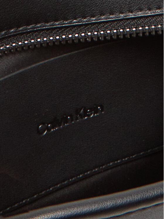 Calvin Klein Saszetka Calvin Klein Sculpted Impression Reporter 18 LV04G3157G Czarny
