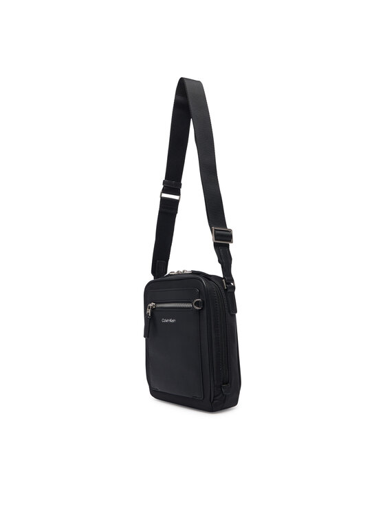Calvin Klein Válltáska Calvin Klein Ssnl Raised Logo Reporter LV04D3500G Fekete