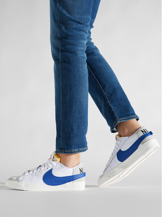 Nike Sneakersy Nike Blazer Low '77 Jumbo DQ8768 100 Biały