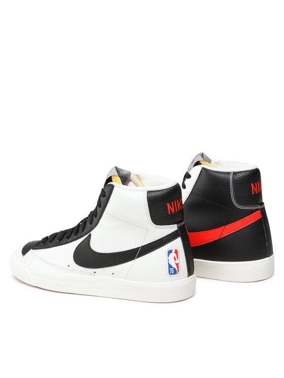 Nike Snīkeri Nike Blazer Mid '77 Emb DD8025 101 Melns