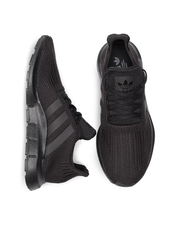 adidas Sneakersy adidas Swift Run AQ0863 Czarny
