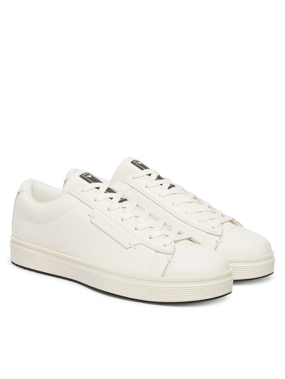 Emporio Armani Снікерcи Emporio Armani EM005292 AF24320 U0003 Білий