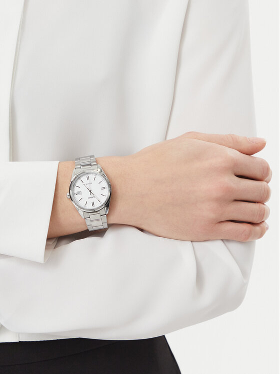 Casio Uhr Casio UTP-1302PD-7AVEF Silberfarben