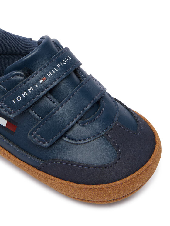 Tommy Hilfiger Pantofiori pentru bebeluși Tommy Hilfiger T0B9-35210-1755800 Bleumarin