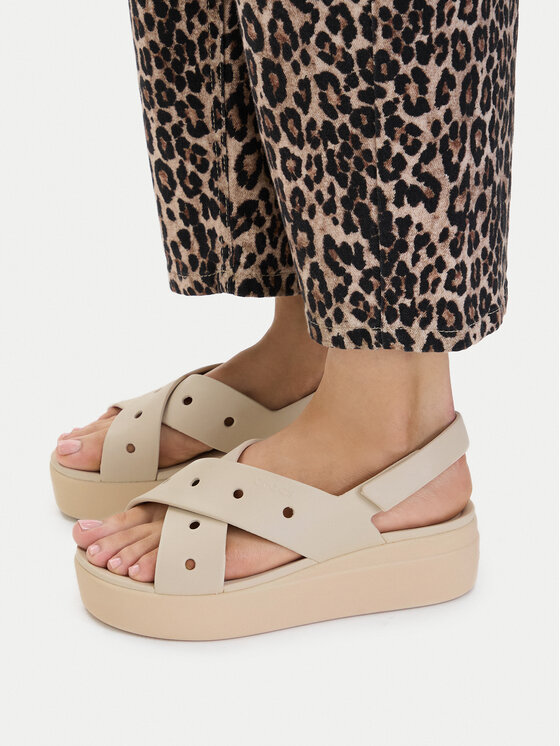 Crocs Sandały Crocs Brooklyn 4U Cross Strap Sandal 212254 Beżowy