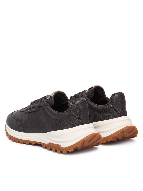 Emporio Armani Sneakersy Emporio Armani EM007301 AF29401 Hnědá